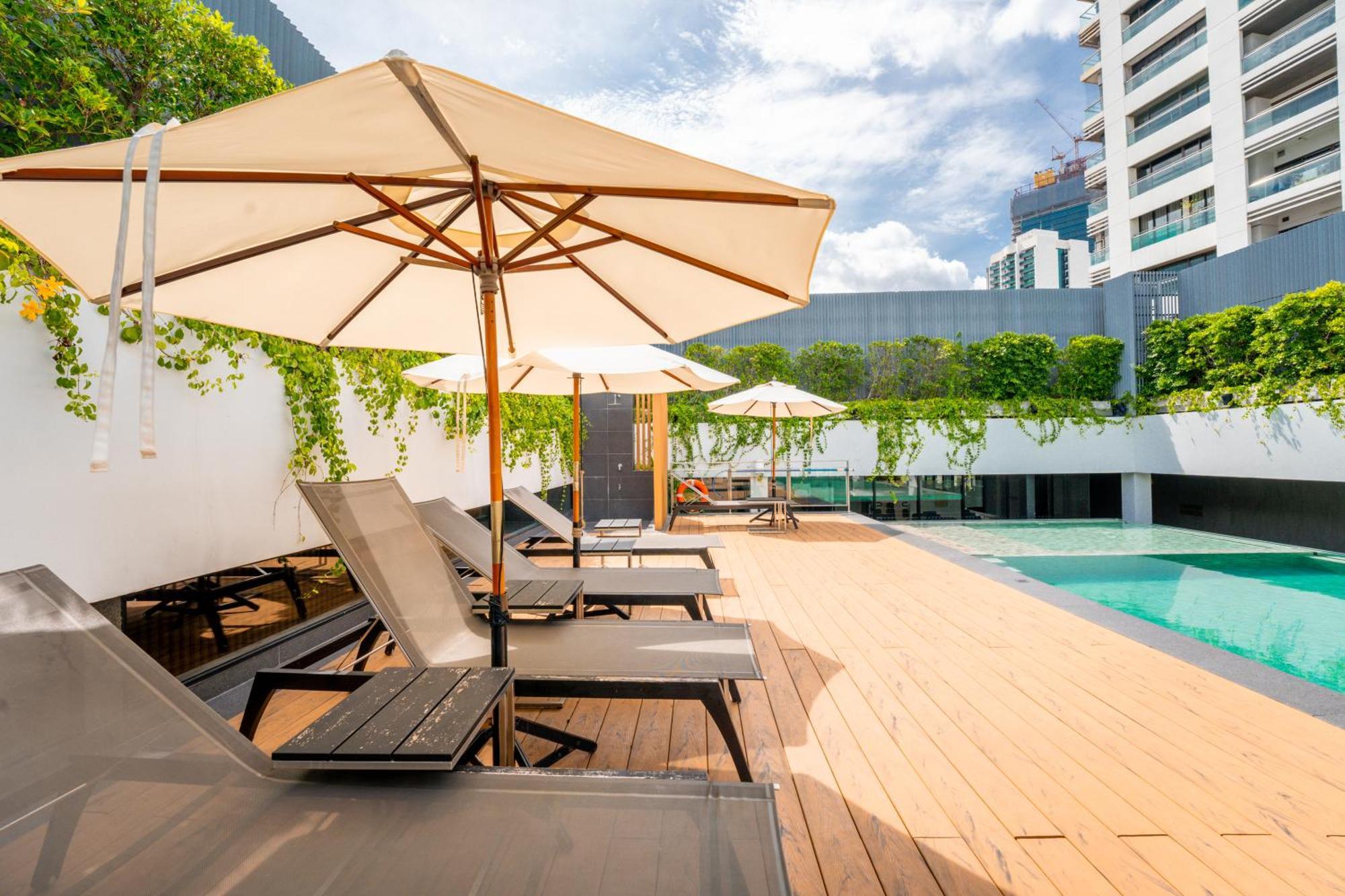 Amanta Hotel & Residence Sathorn Bangkok Esterno foto
