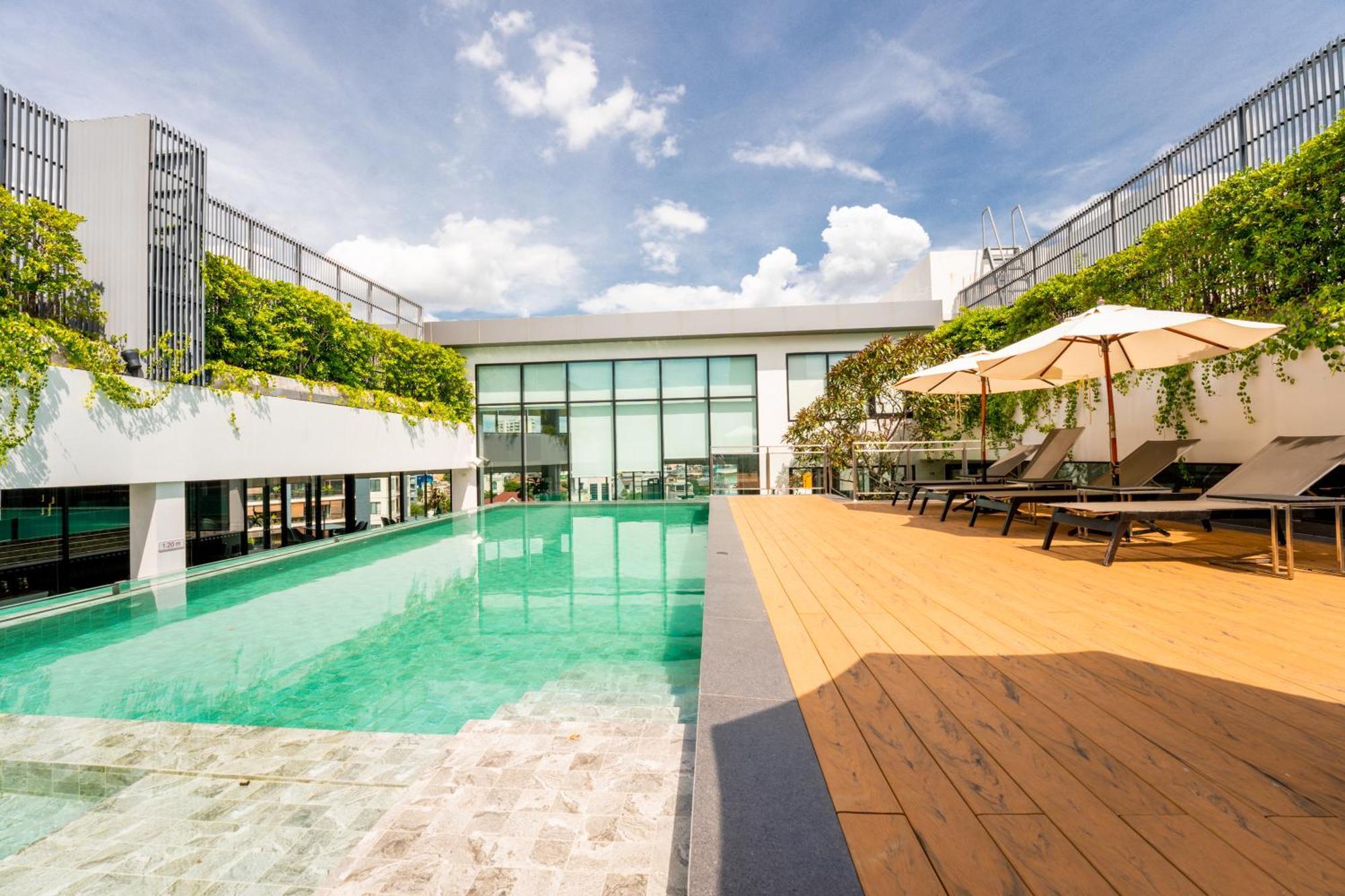 Amanta Hotel & Residence Sathorn Bangkok Esterno foto