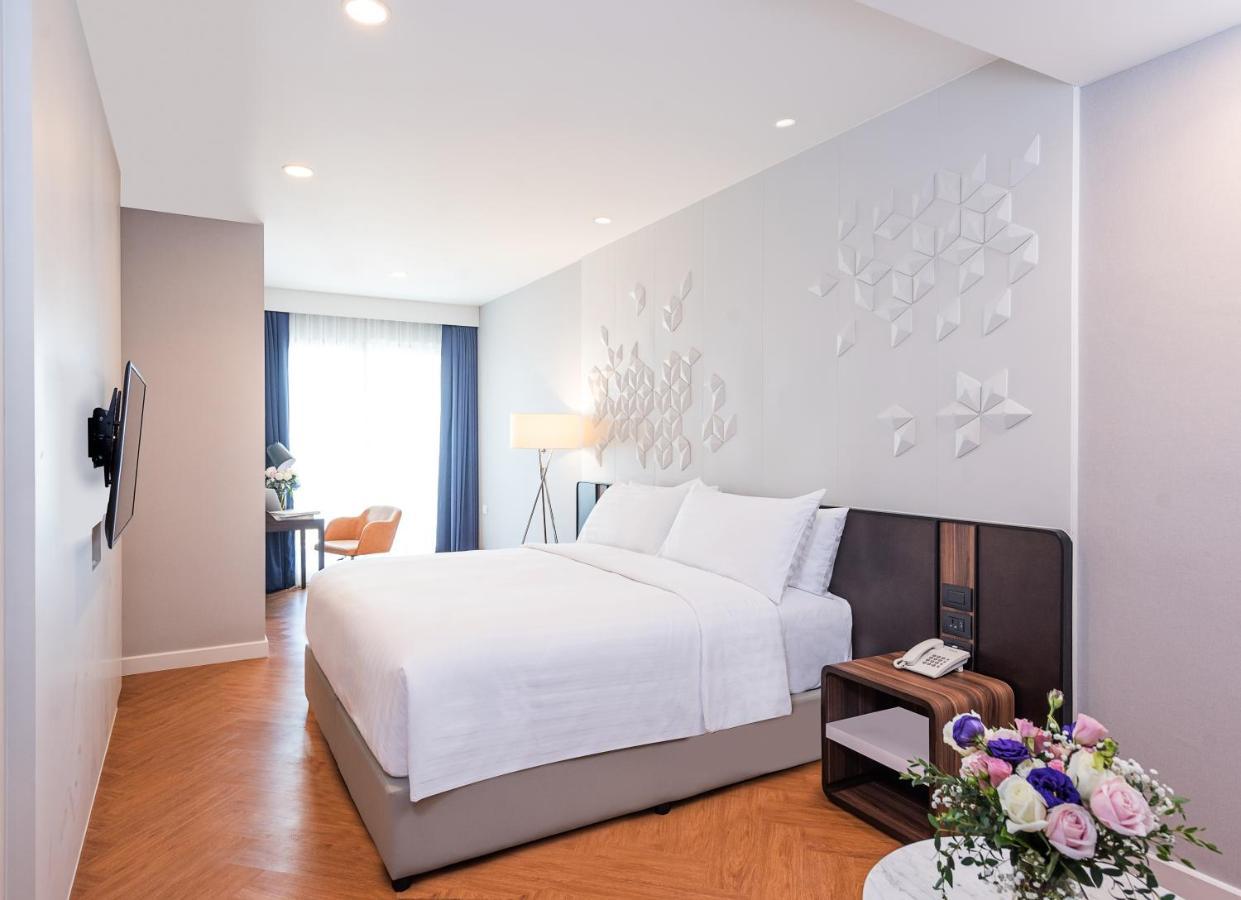 Amanta Hotel & Residence Sathorn Bangkok Esterno foto