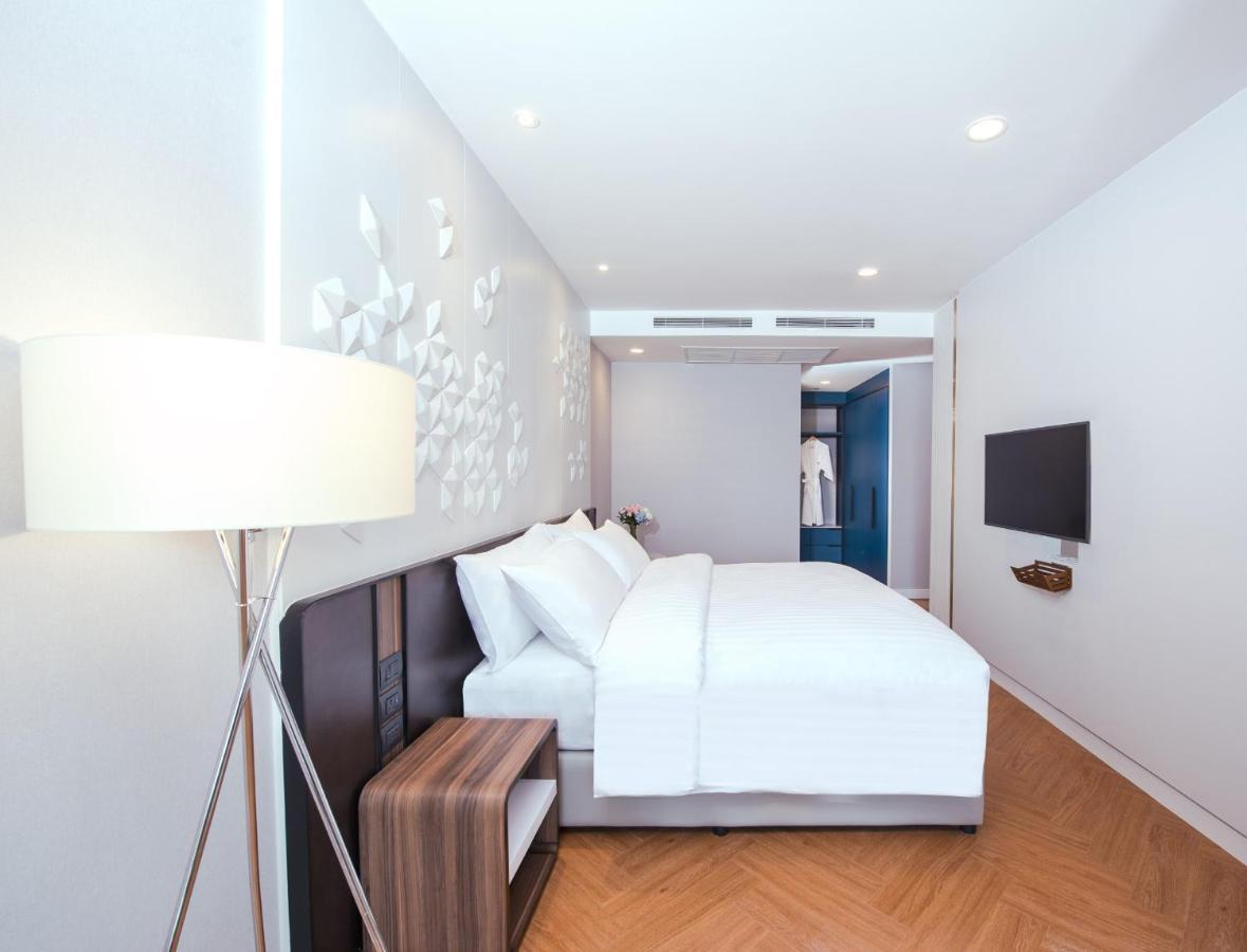 Amanta Hotel & Residence Sathorn Bangkok Esterno foto